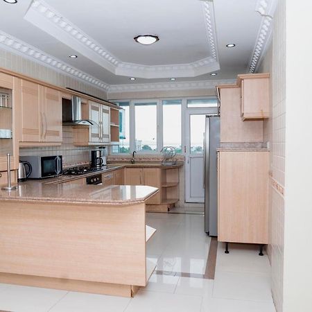 Luxury Apartment With Ocean View In Oyster Bay Дар ес Саалам Екстериор снимка